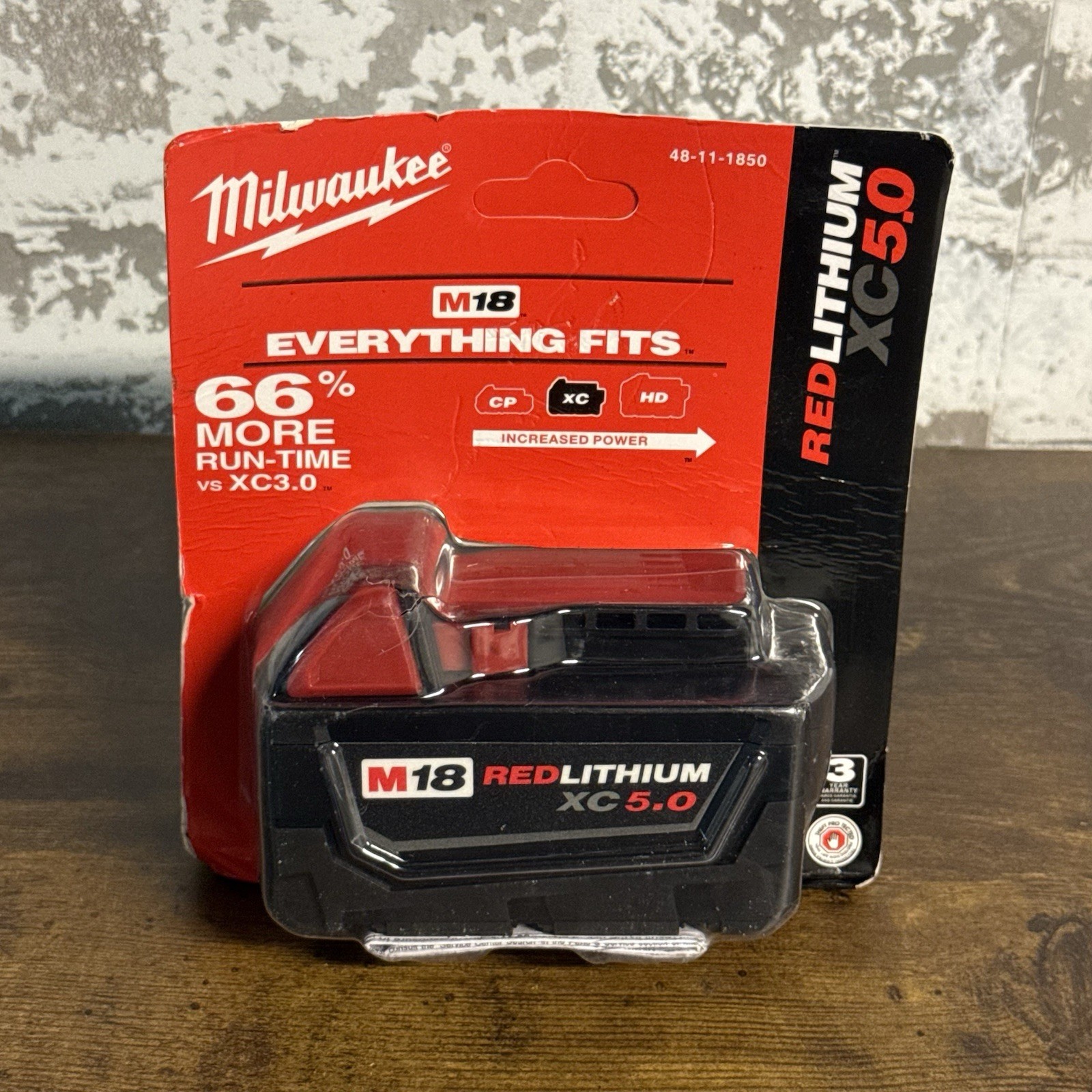 Milwaukee M18 XC5.0 Ah 5.0Ah RedLithium Battery Pack 48-11-1850 Genuine OEM gallery