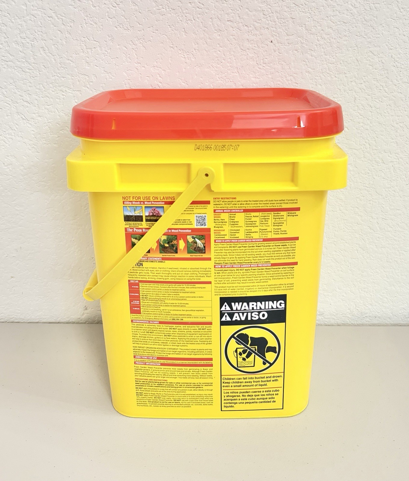 Preen Garden Weed Preventer Blocks Weeds up to 3 Months (22 LBS, 3520 Sq. Ft.) gallery