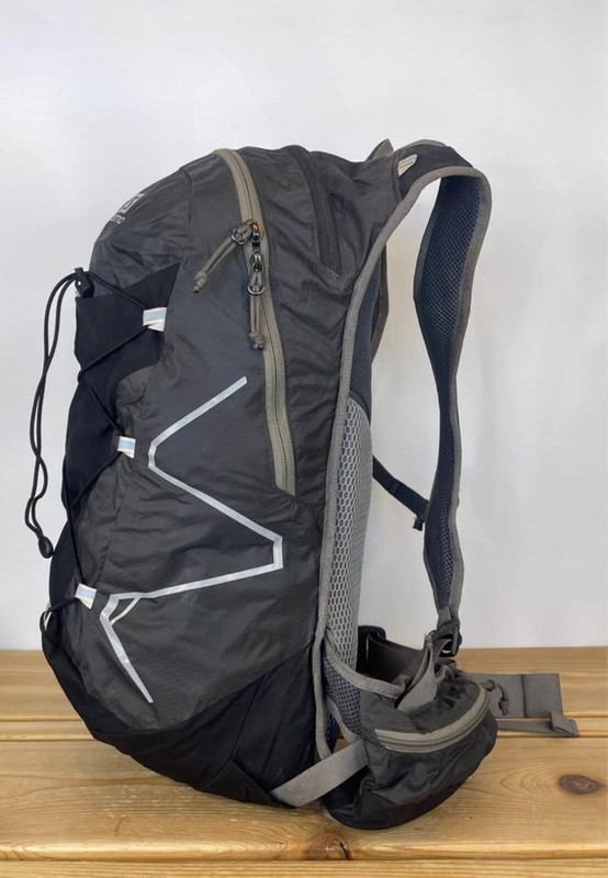 Salomon Agile 18 Backpack – Lightweight Trail Running / Hiking Pack 2