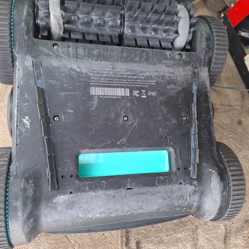 Lydsto Robot Pool Cleaner S3, Cordless Main Unit Only gallery