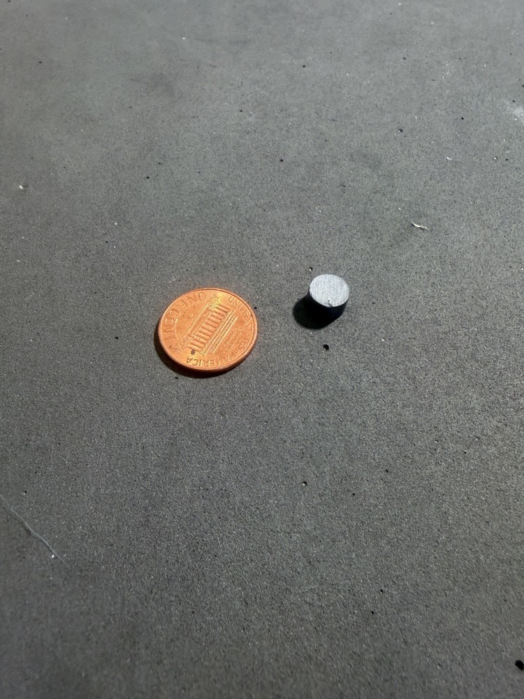 ROUND DISC MAGNET .31” X .18” ….. 1200 PIECES…