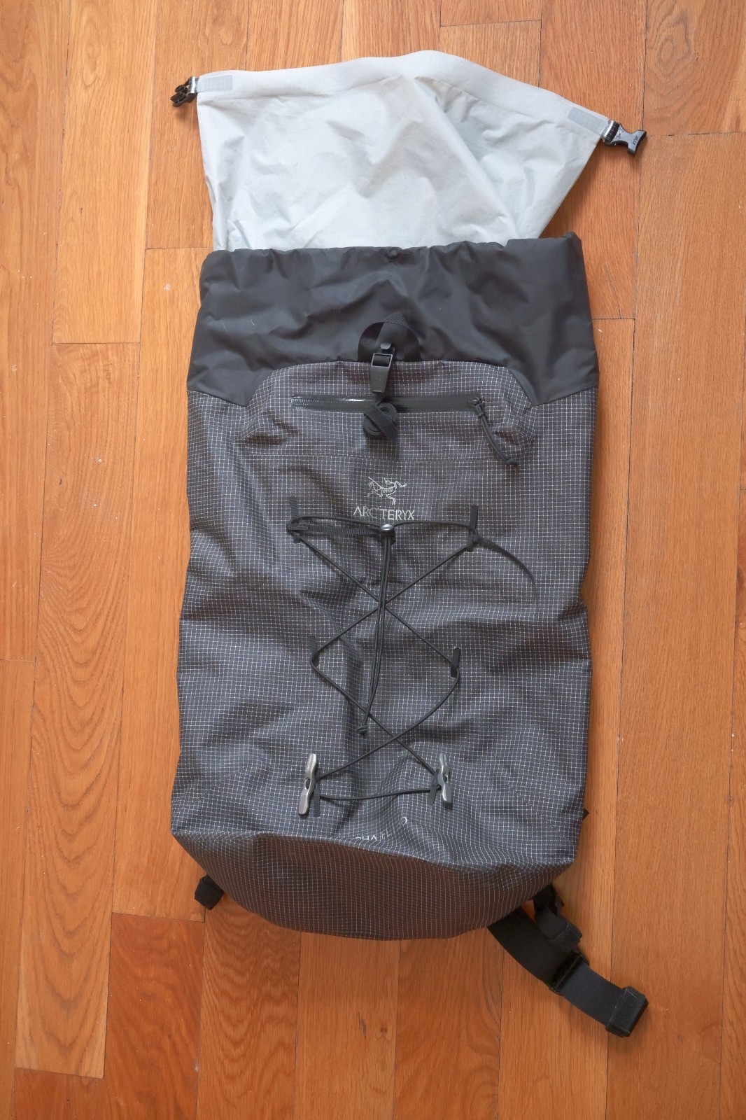 Arc’teryx Alpha FL 30 Backpack, Black