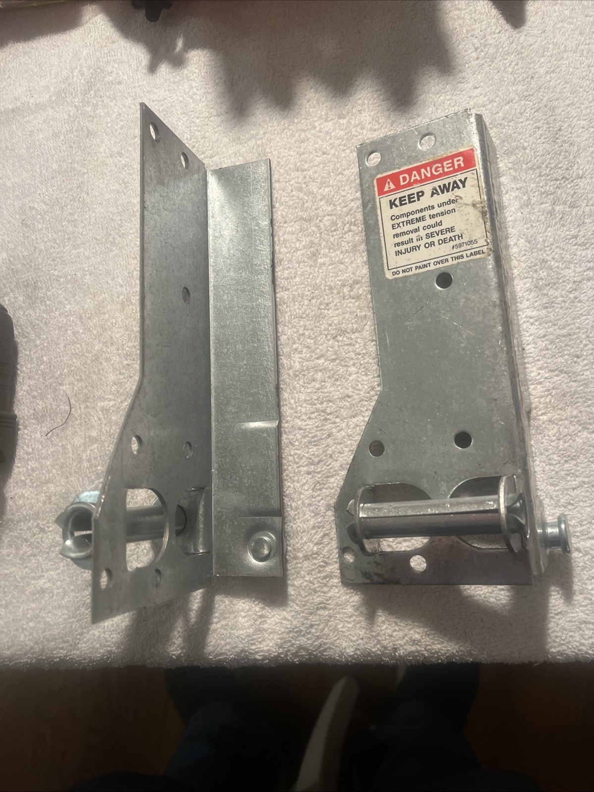Raynor Garage Door Bottom Brackets One Pair Left/Right New gallery