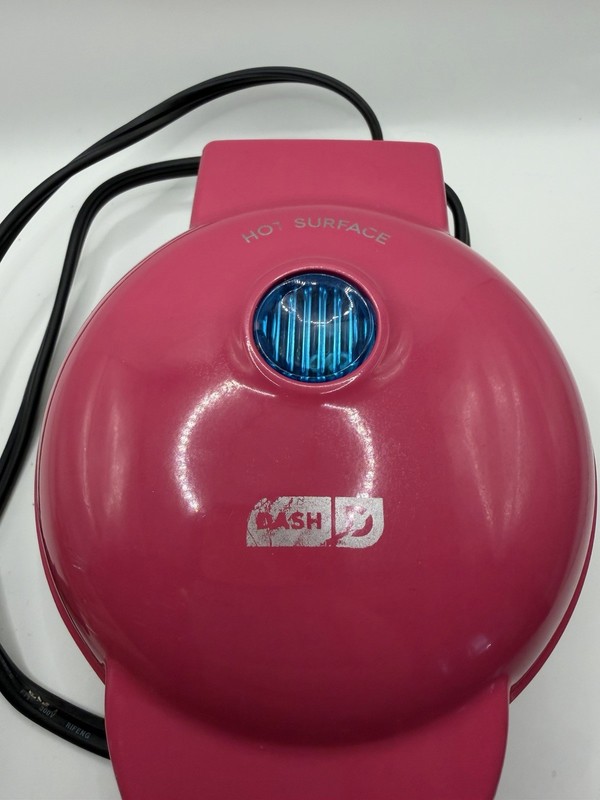 Dash X0 LOVE Mini Waffle MAKER, VALENTINES Day, Brunch,Breakfast any Time Snack gallery