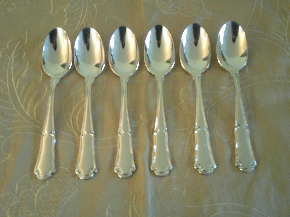Wallace Silverplate Hotel Pattern Multi-Motif Six Teaspoons
