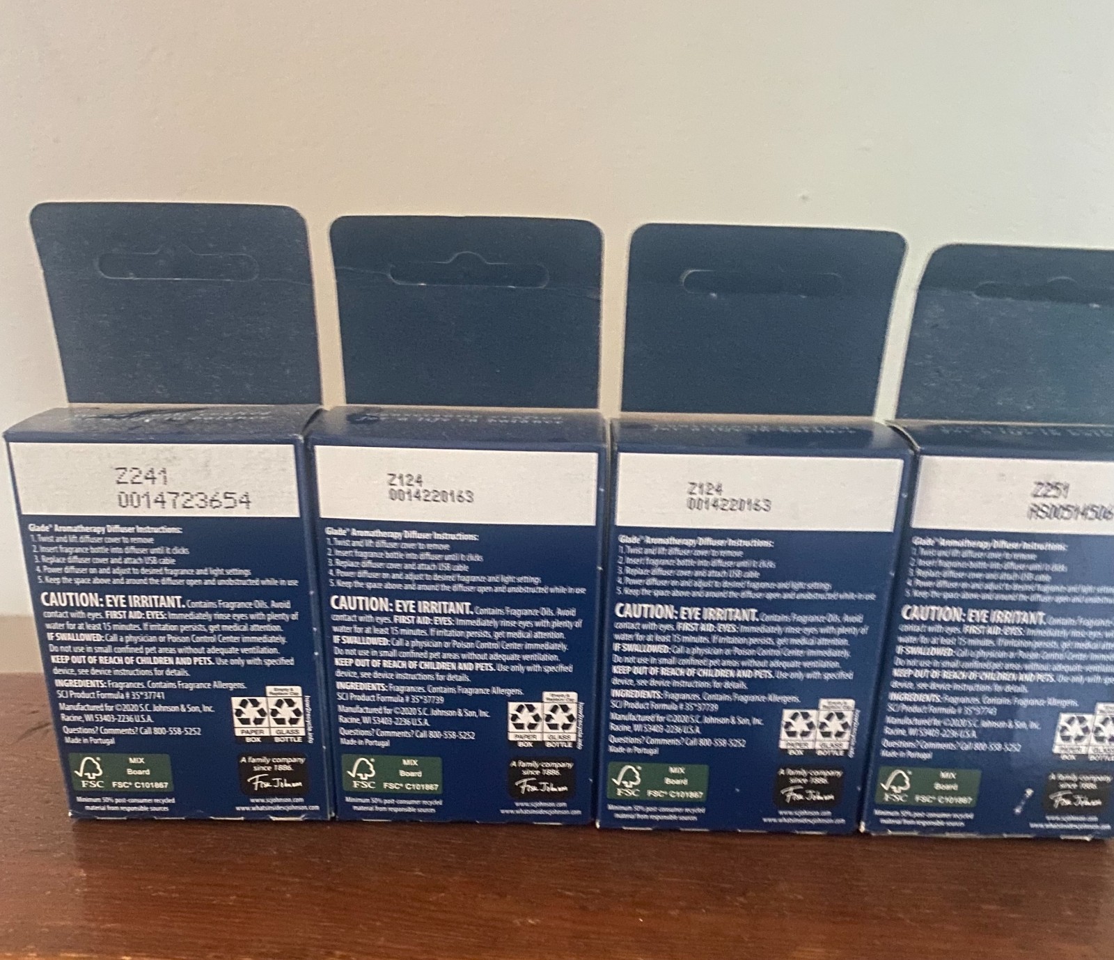 4 Glade Aromatherapy Refill 2 FIND CLARITY, 1 Uplift your Day, 1 Spark Energy gallery