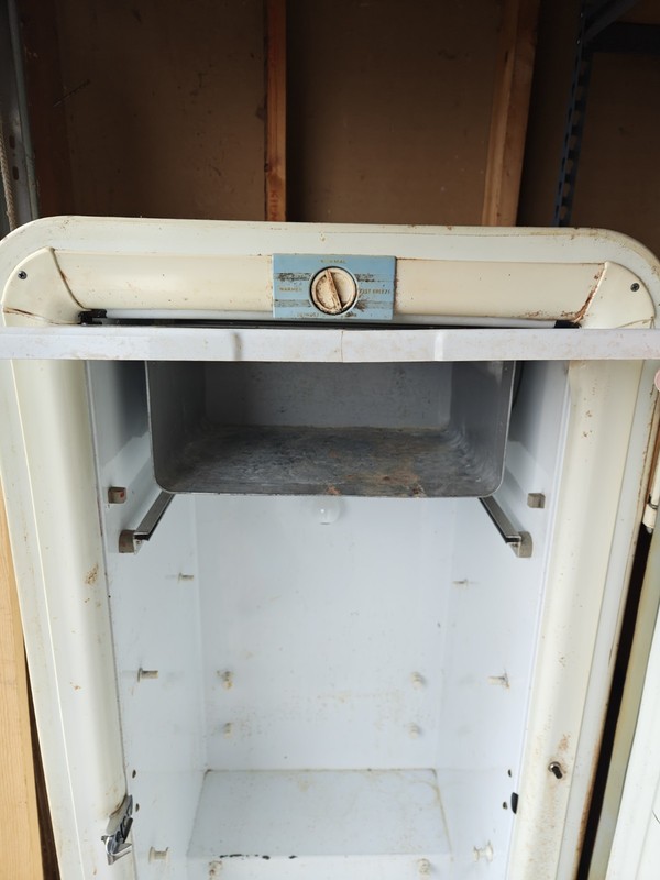 Coronado Upright Freezer White Single Door Manual Defrost Adjustable Thermostat gallery
