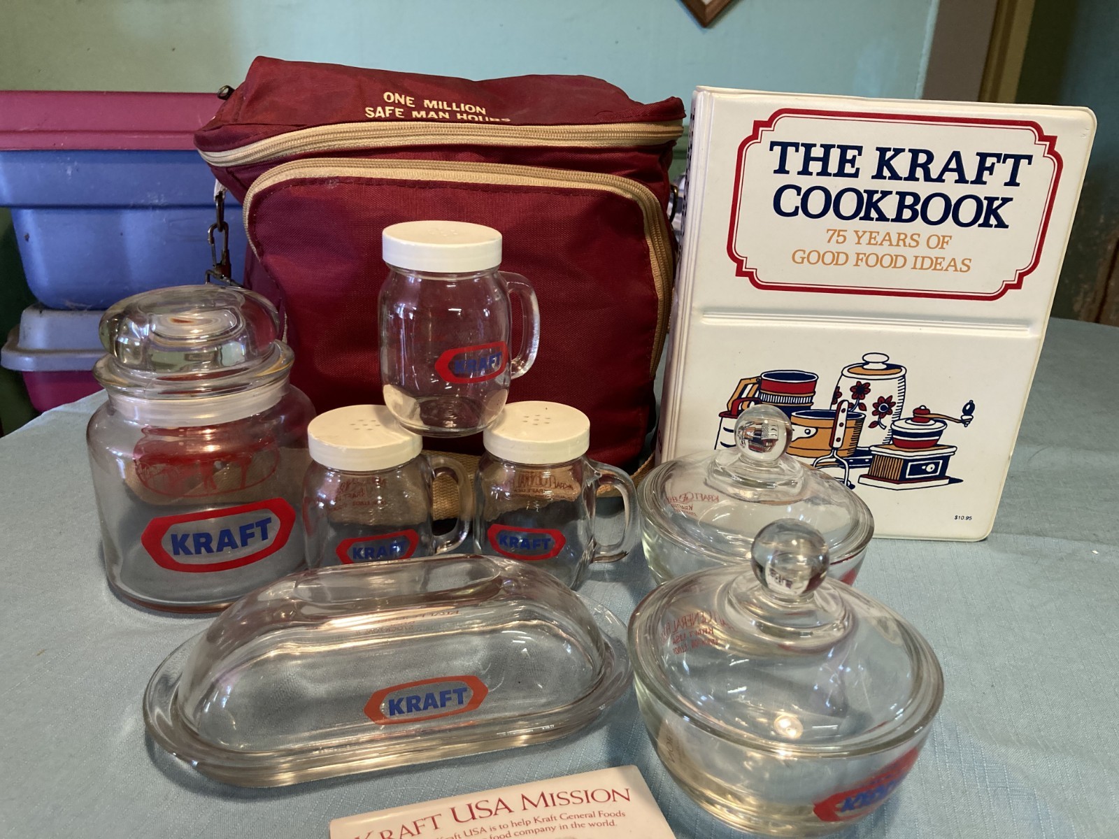 Kraft Collector kitchen set in Gift bag from Kraft Factory Stockton,ILL safe hrs gallery