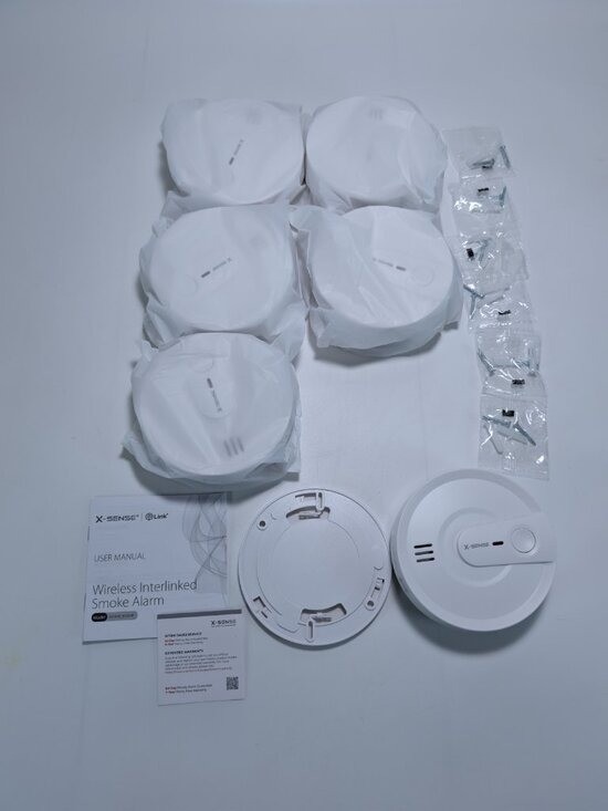 X-sense SD20-W Wireless Interconnected Smoke Alarms - Set of 6 - New Open Box gallery