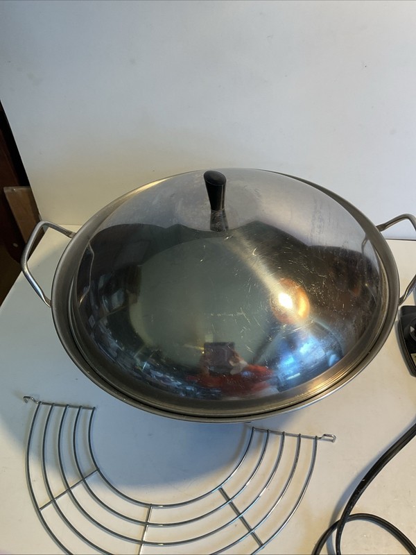 Vintage Farberware Electric Wok Model #303 With Rack Power Cord gallery