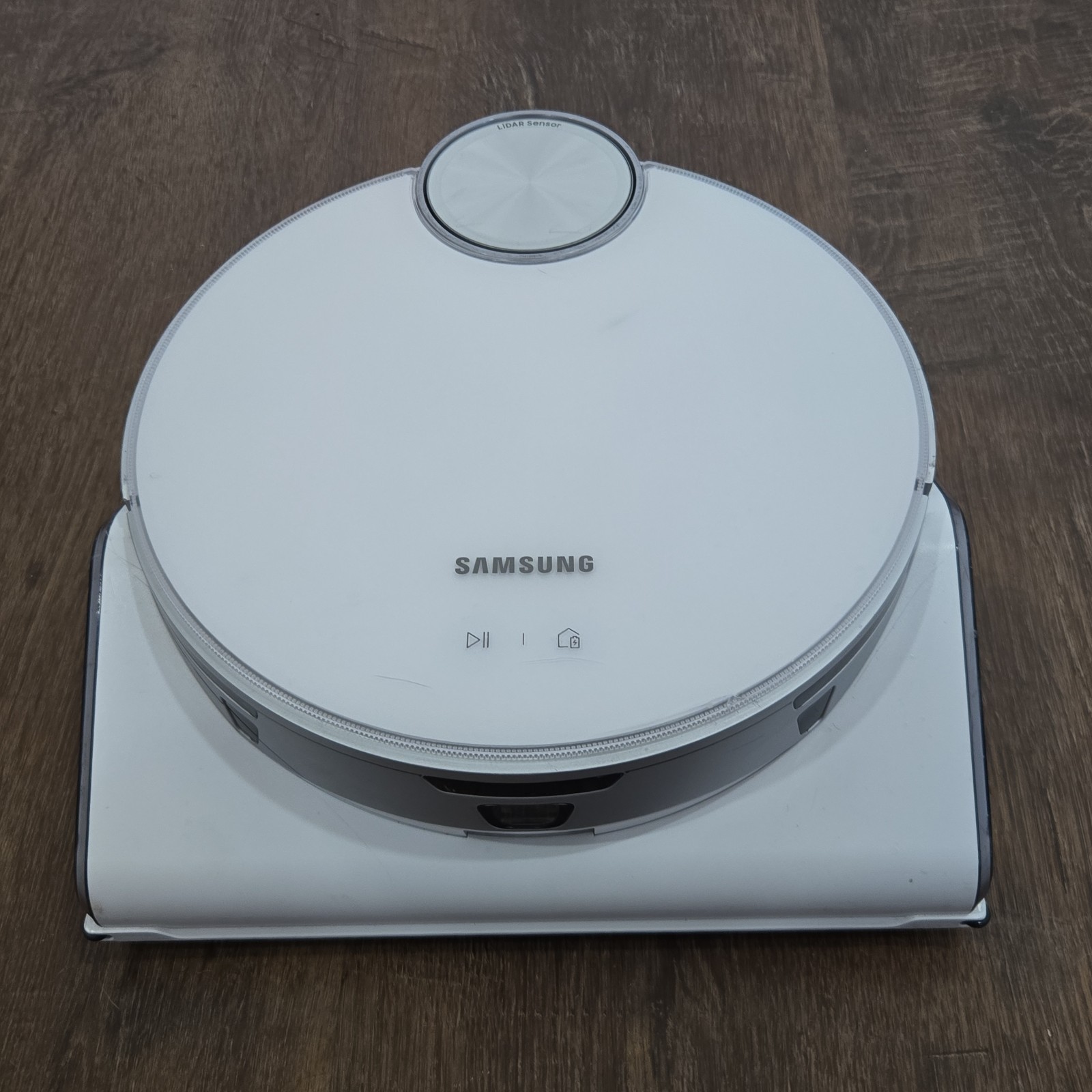 Samsung Jet Bot AI+ Robot Vacuum Only VR50T95735W/AA gallery