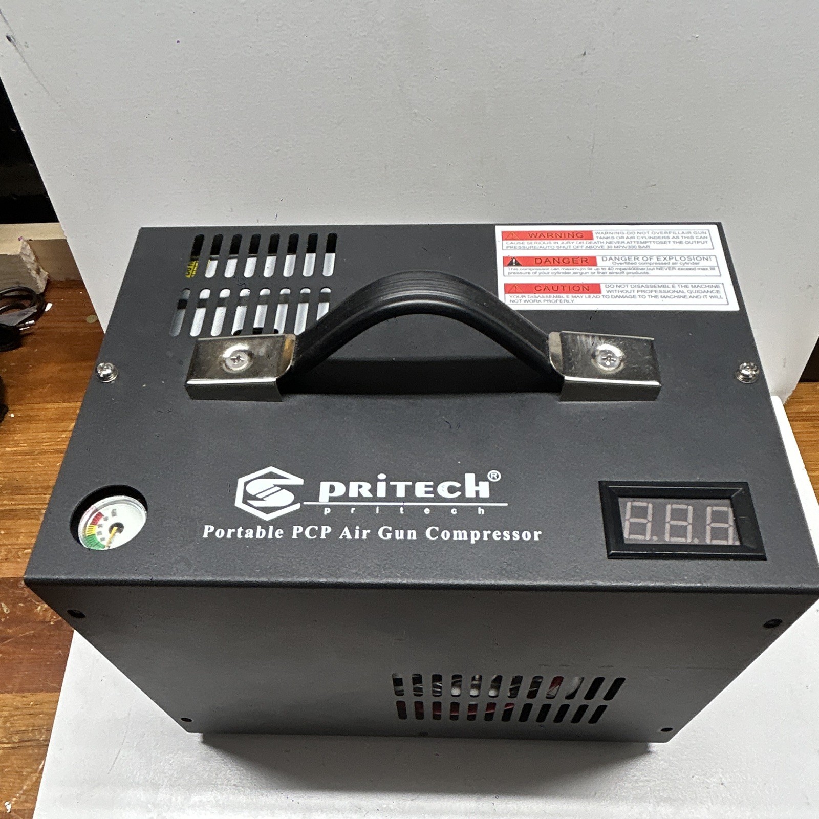 Pritech Portable PCP Air Gun Compressor Piston 110V Corded Steel Tank Black gallery