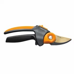 Fiskars P552 X-Series Titanium PowerGear 3/4″ CutCapacity Bypass Pruning Shears