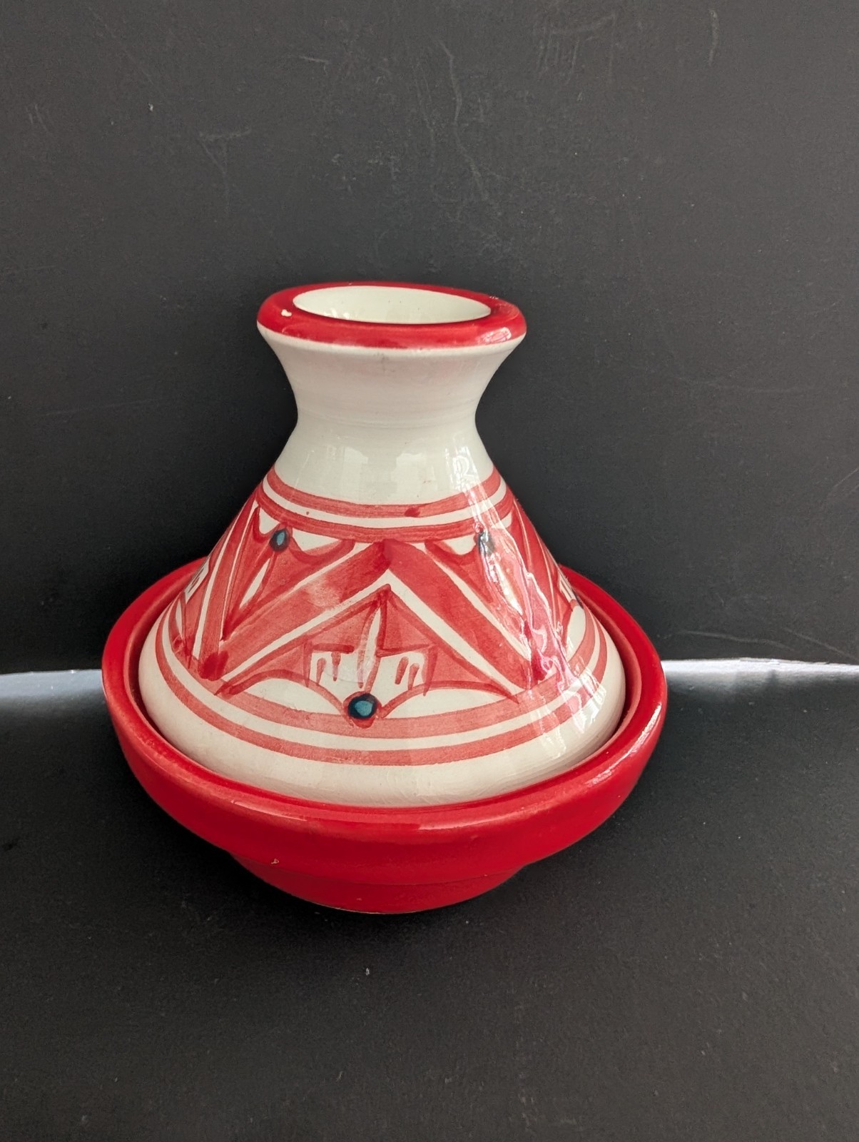 Desirable Le Souk Ceramique Red White Ceramic Tagine With Lid Base Beautiful 4"+ gallery