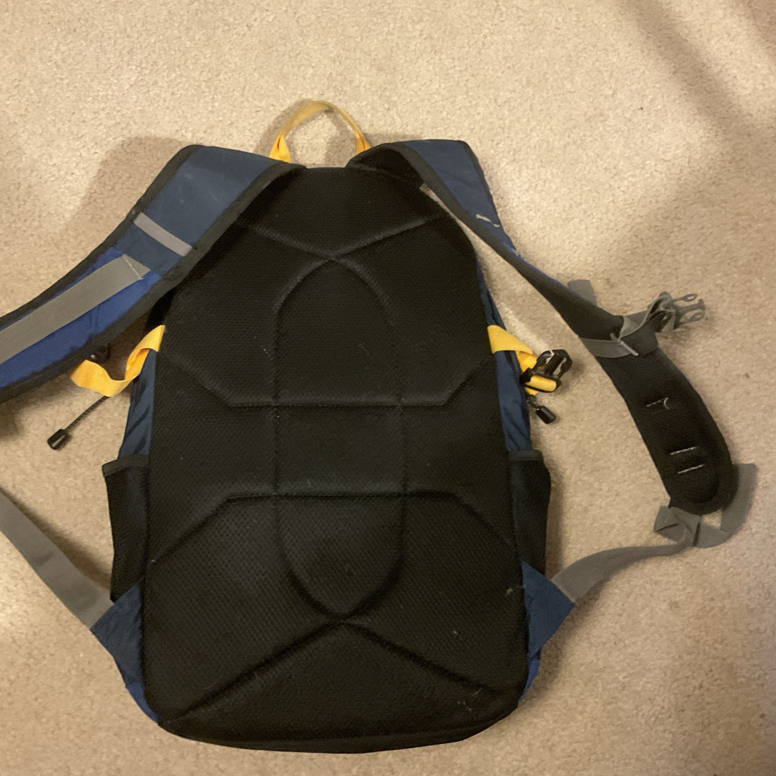 Trailhead Eddie Bauer Backpack 14” X 20” Nice 2