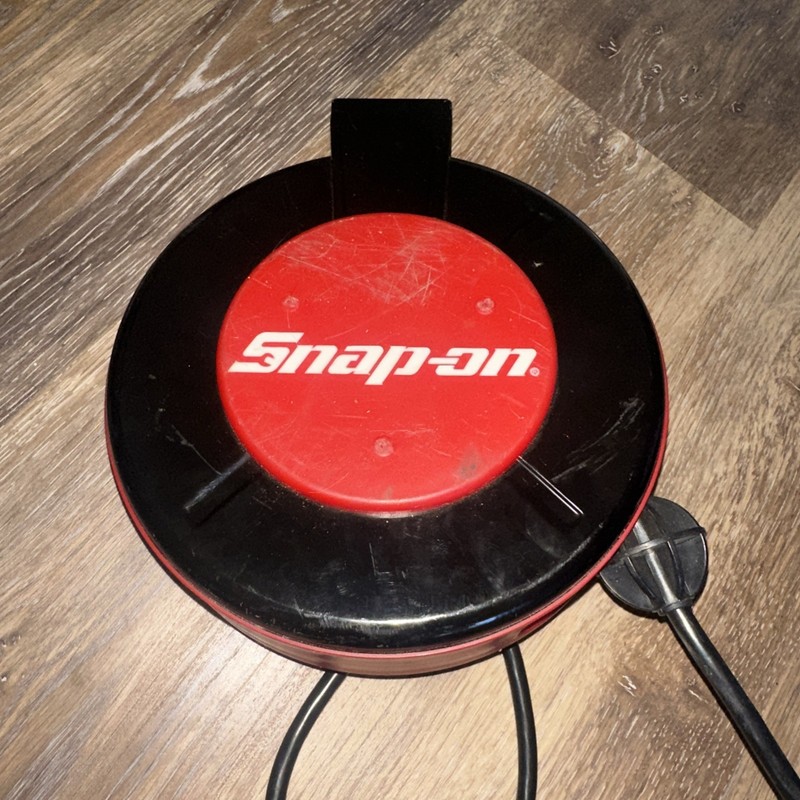 Snap On R2-KB2FLS Retractable Extension Cord 12V/13A/1625W 30’ Reel gallery