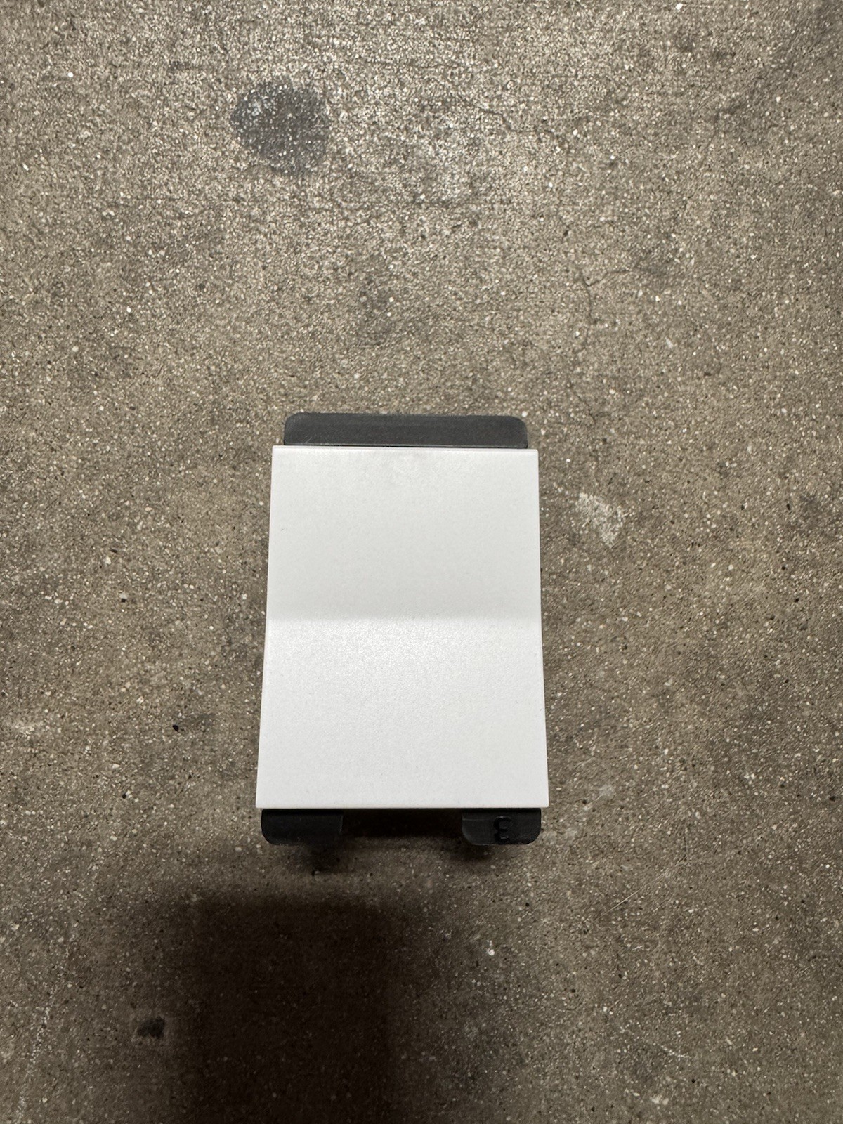 Deako Simple Rocker Switch (Single-Pole & Multiway) DS2017 gallery