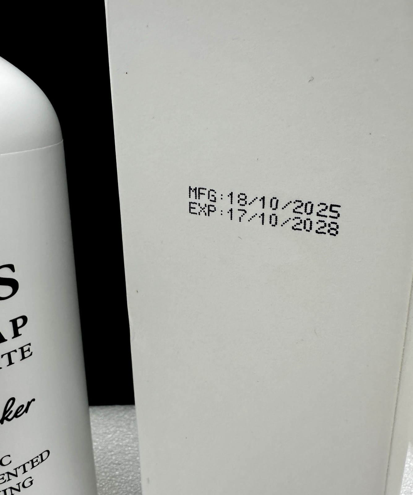 Blyss Mop cleaning Soap Non Toxic Concentrate HeartBreaker 16.9 fl oz BB: 2028 gallery