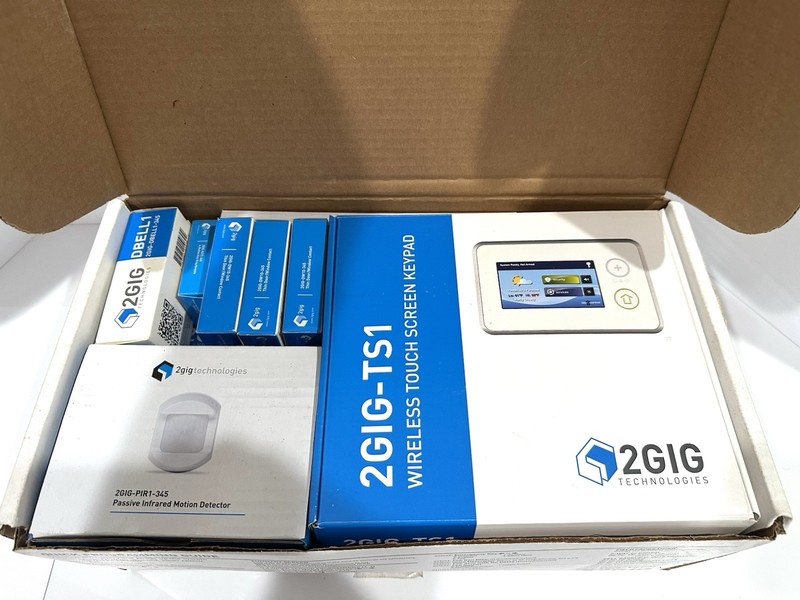2GIG Security Kit w Wireless Keypad, Door/Window, Doorbell, Motion Detector, Fob gallery