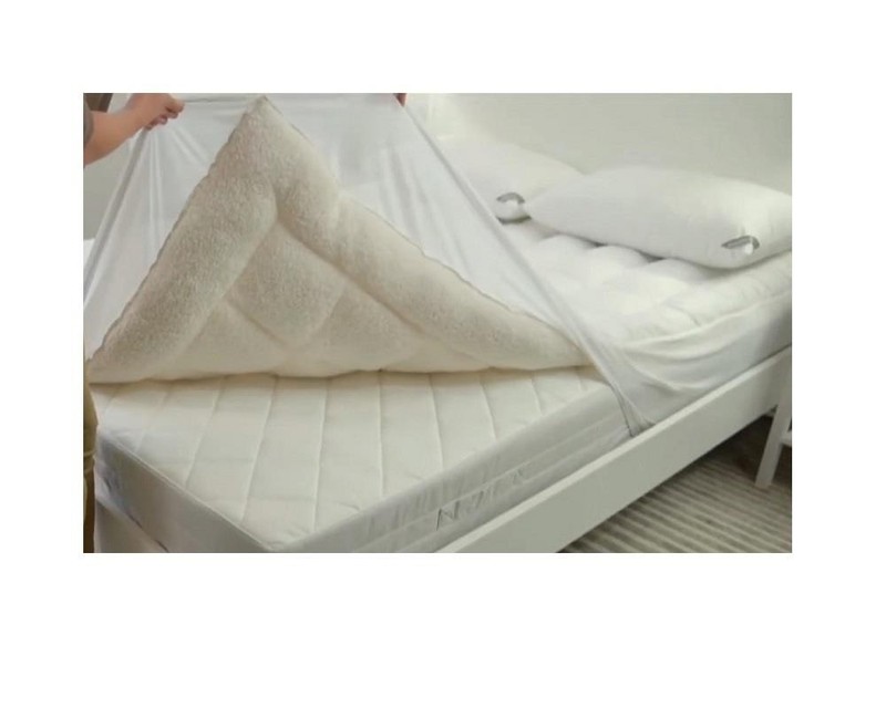 New Concierge Collection All Seasons Reversible Super Loft Mattress Pad, Queen gallery