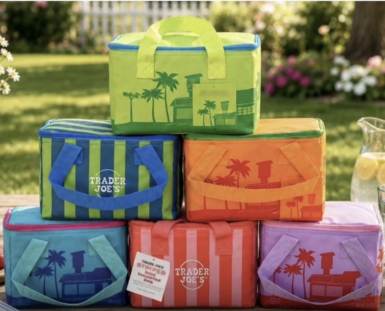 Trader Joes Mini Insulated Tote 2026 (all 6) gallery