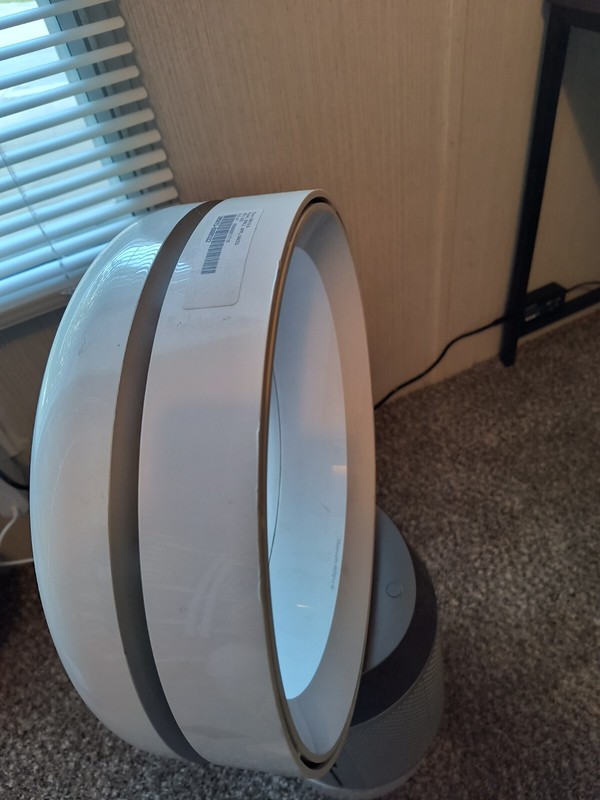 Dyson DP04 Pure Cool Purifying Connected Fan gallery