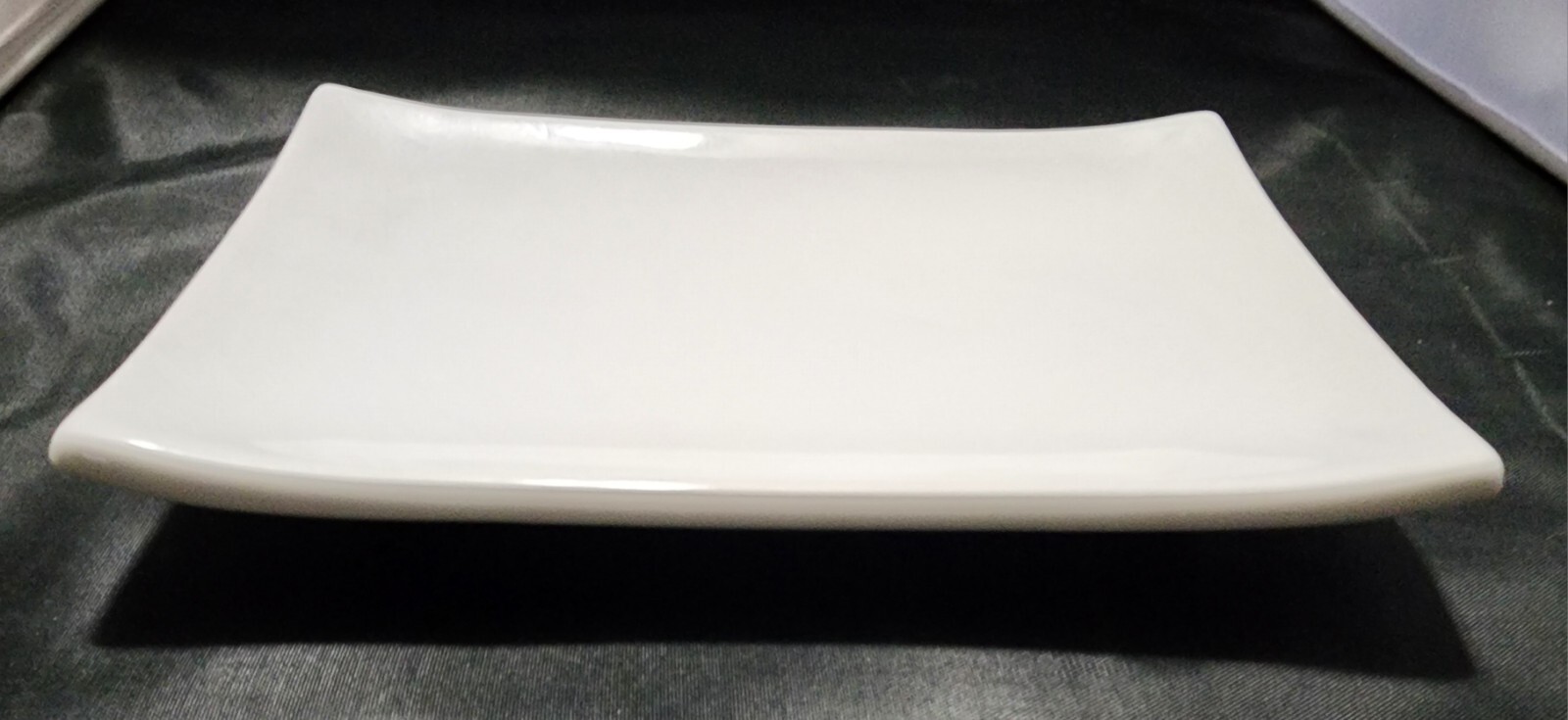 Pier One Retired Retangle Sushi/app Plate gallery