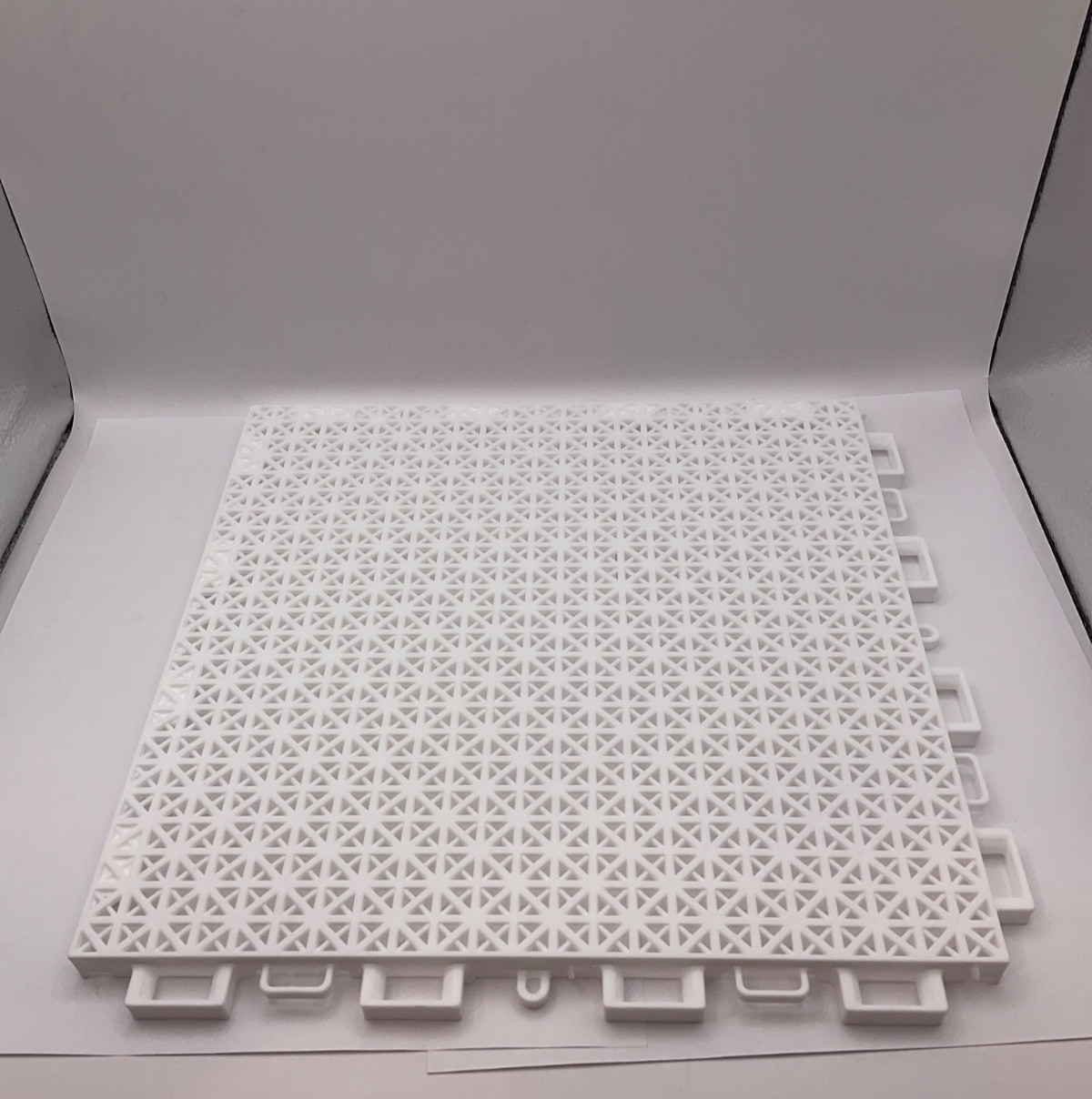 16pcs Pool Drainage Mat,Above Ground Walkways to Prevent Dirt- 8 Blue/8 White gallery