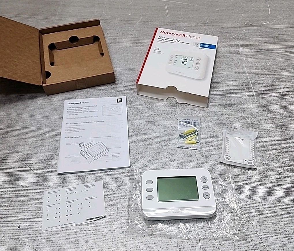 Honeywell HomeX2P Programmable Thermostat, Single-Stage, 1-Heat/1-Cool, 5-2 Day gallery