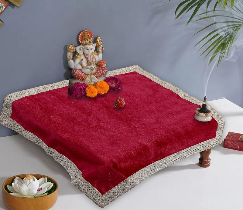 Small Solid Color Velvet Cloth for Multipurpose Use (Red) gallery