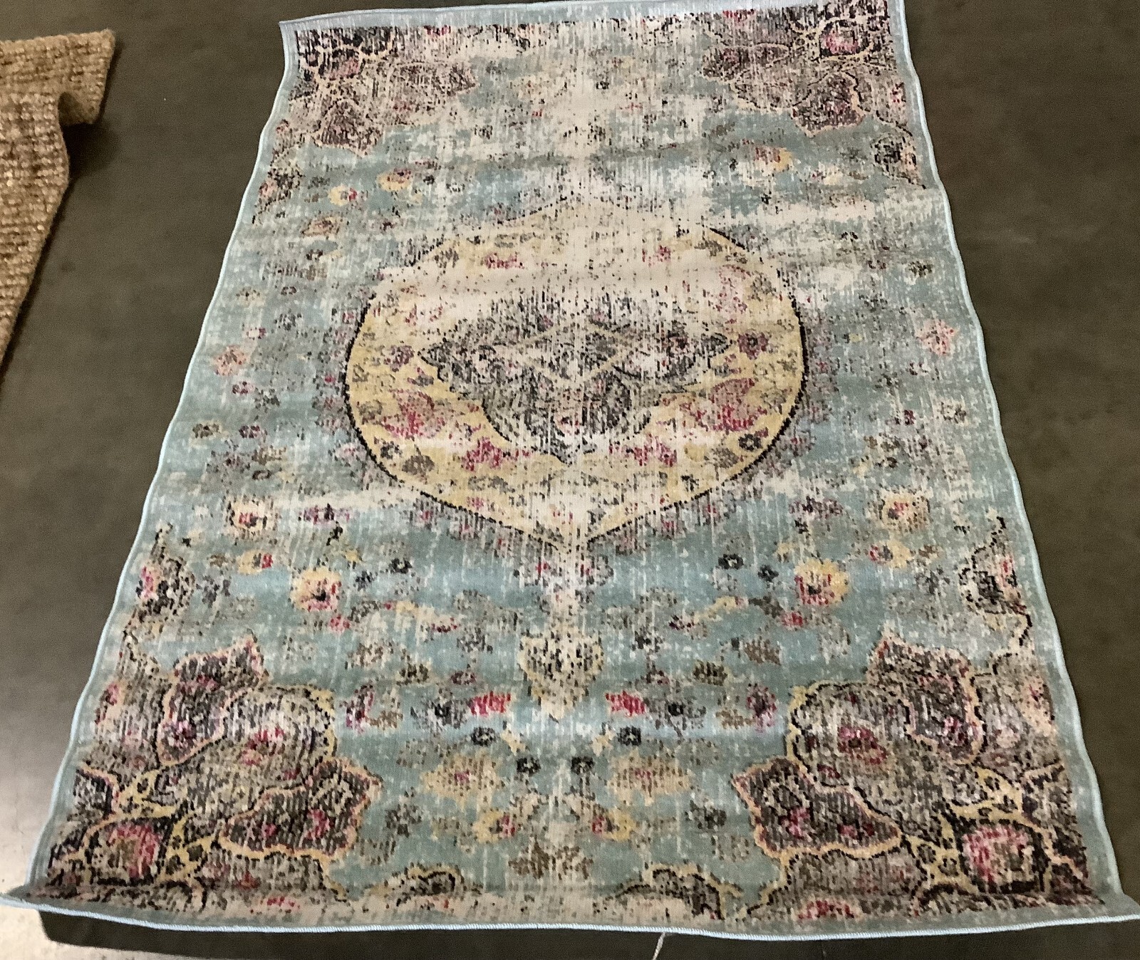 BLUE / MULTI 4'-0" x 6'-0" Flaw in Rug, Reduced Price 1172673366 MTG364K-4 gallery