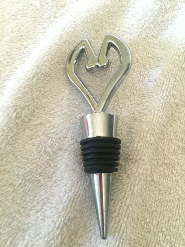 WINE STOPPERS - MISC PATTERNS - BEAUTIFUL 7 PIECES TOTAL gallery