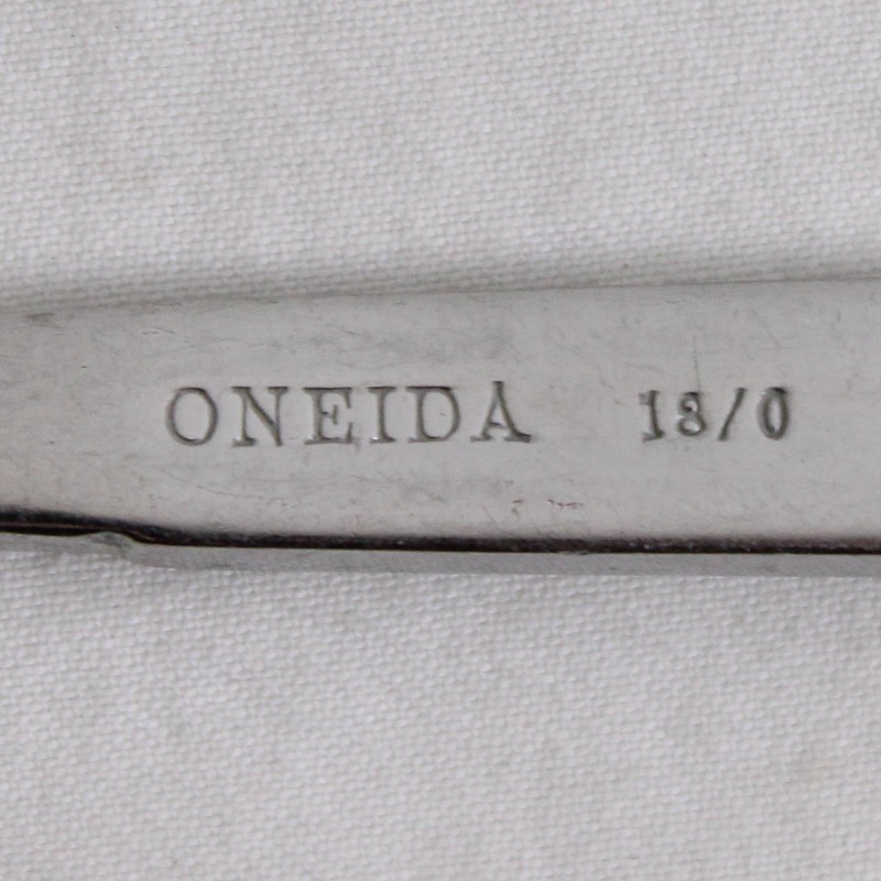 4 Oneida Silver Purity Dinner Forks 7.75 Inches 18/0 Stainless gallery