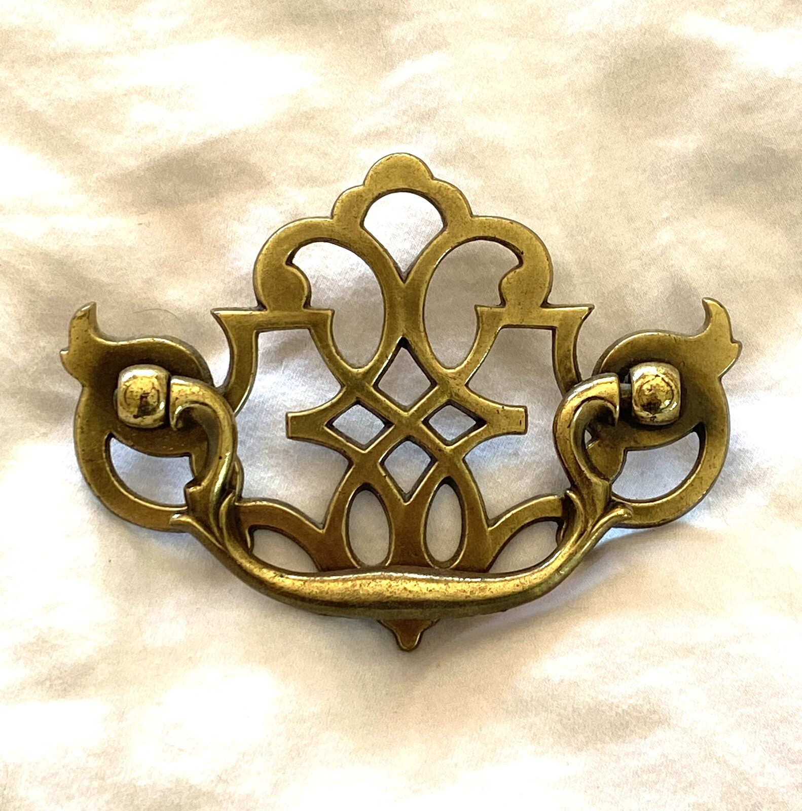 BELWITH 1 Drawer Pulls Polished Brass Williamsburg Style Handle gallery