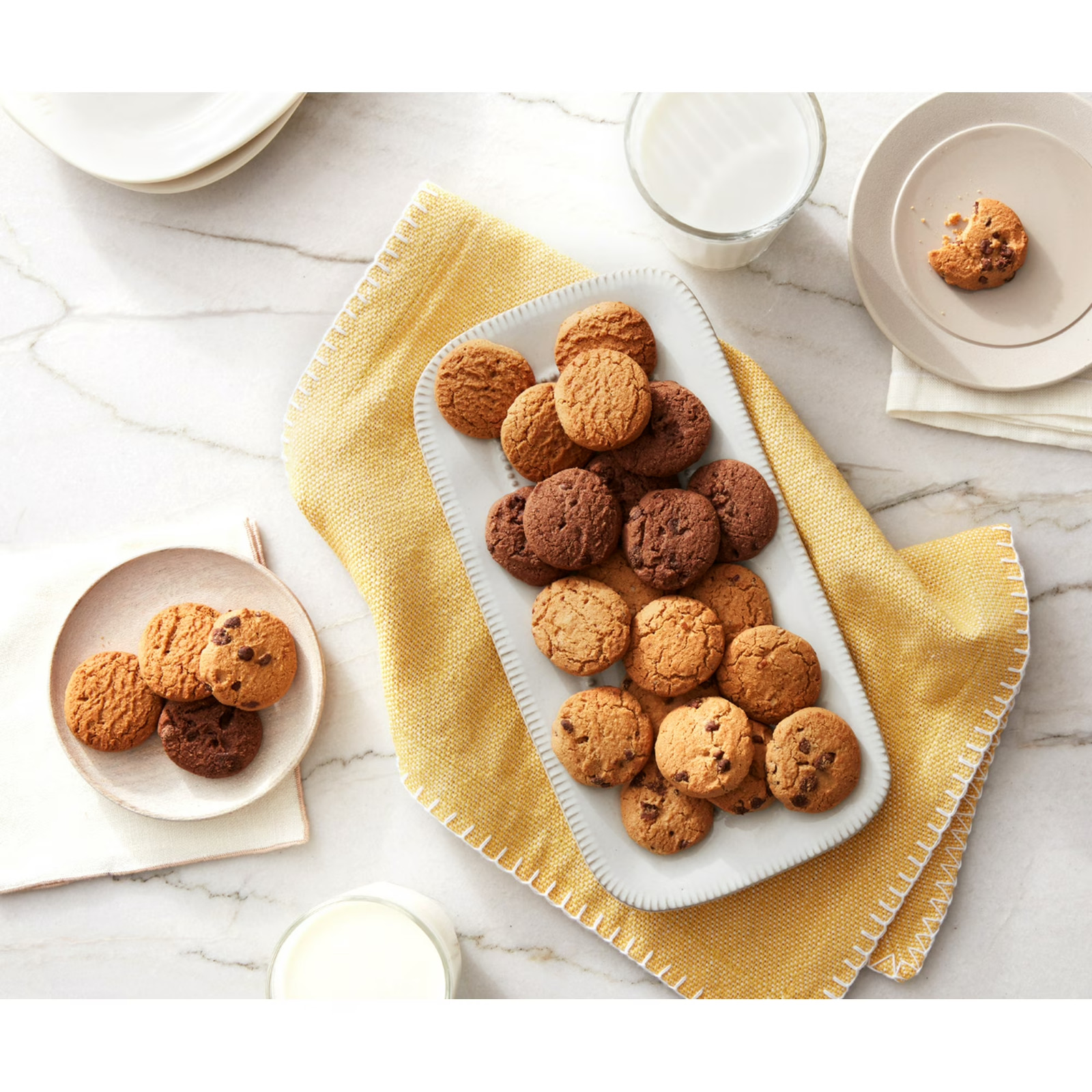 (2 pack) Simple Mills Chocolate Chip Crunchy Cookies, 5.5 oz. gallery