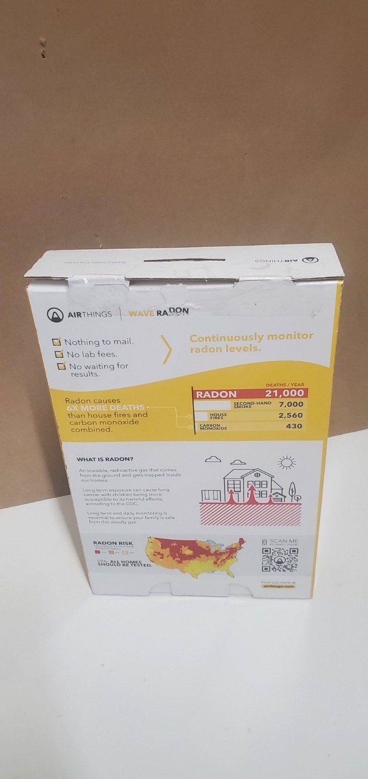Airthings 2950 Smart Radon Detector - White gallery