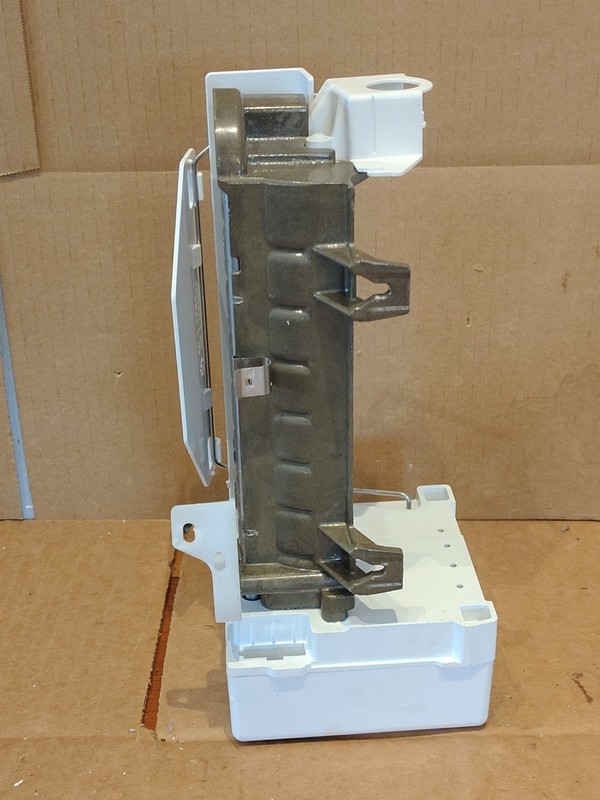 WHIRLPOOL REFRIGERATOR ICE MAKER PART# W10190965 gallery