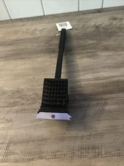 Flame Glo 3 in 1 14″ grill scrubber. Stainless brush,scour pad and grate cleaner