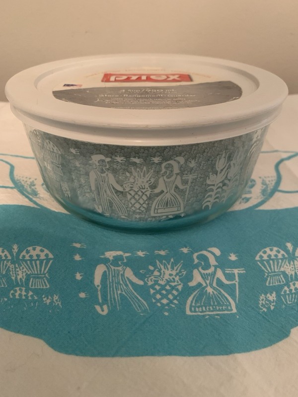 1/Pyrex, Limited Edition Butter Print Glass Storage with Lid HTF Discontinued gallery