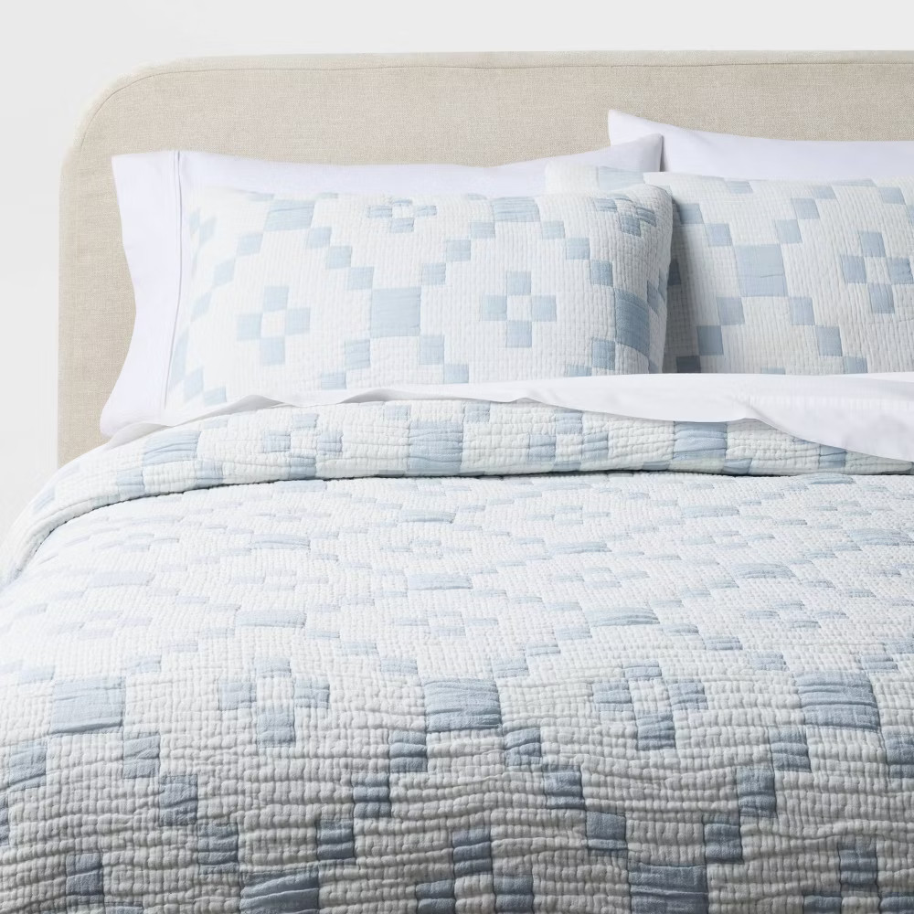 3pc Full/Queen Reversible Lightweight Matelasse Quilt and Shams Set Patchwork