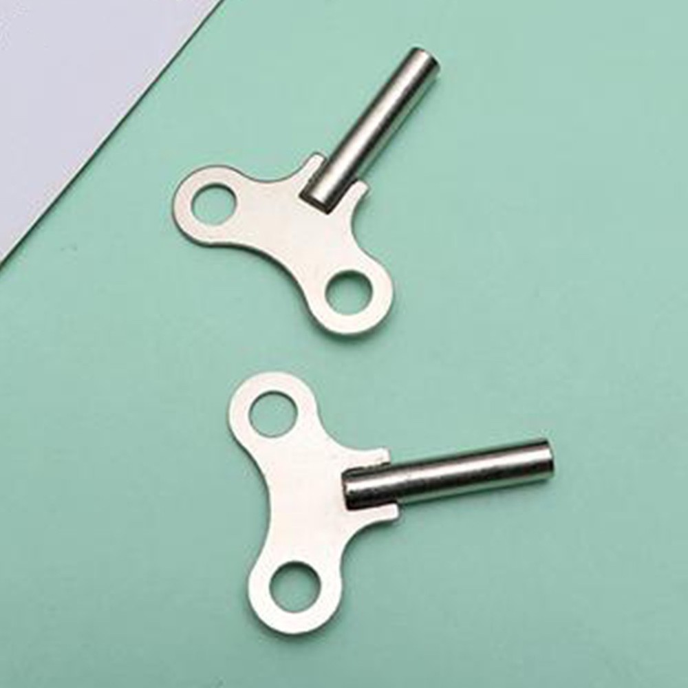 2 Pcs Clock Winding Keys Steel Clock Repair Keys Sturdy Tool Clock Winding Keys
