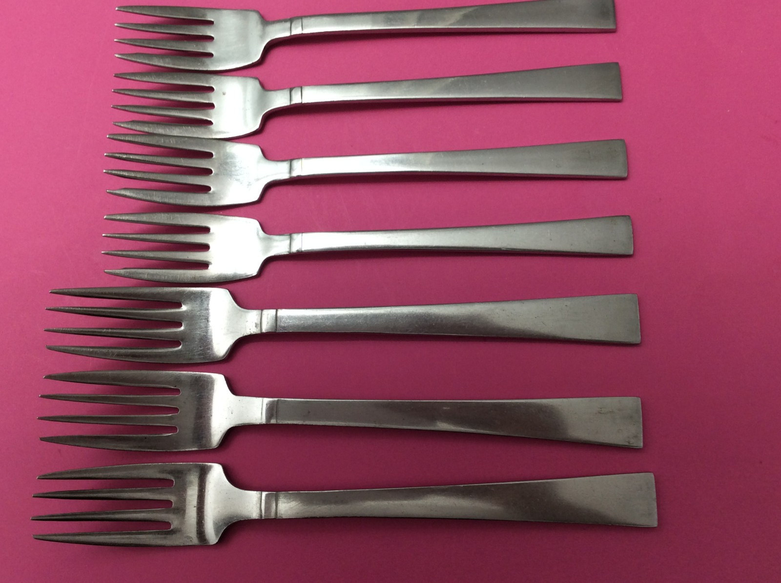 SWENDIA Stainless 3 Dinner Forks / 4 Salad Forks (Japan) gallery