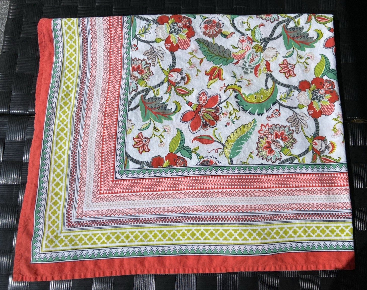 World Market Boho 100% Cotton Tablecloth~88x56 inches gallery