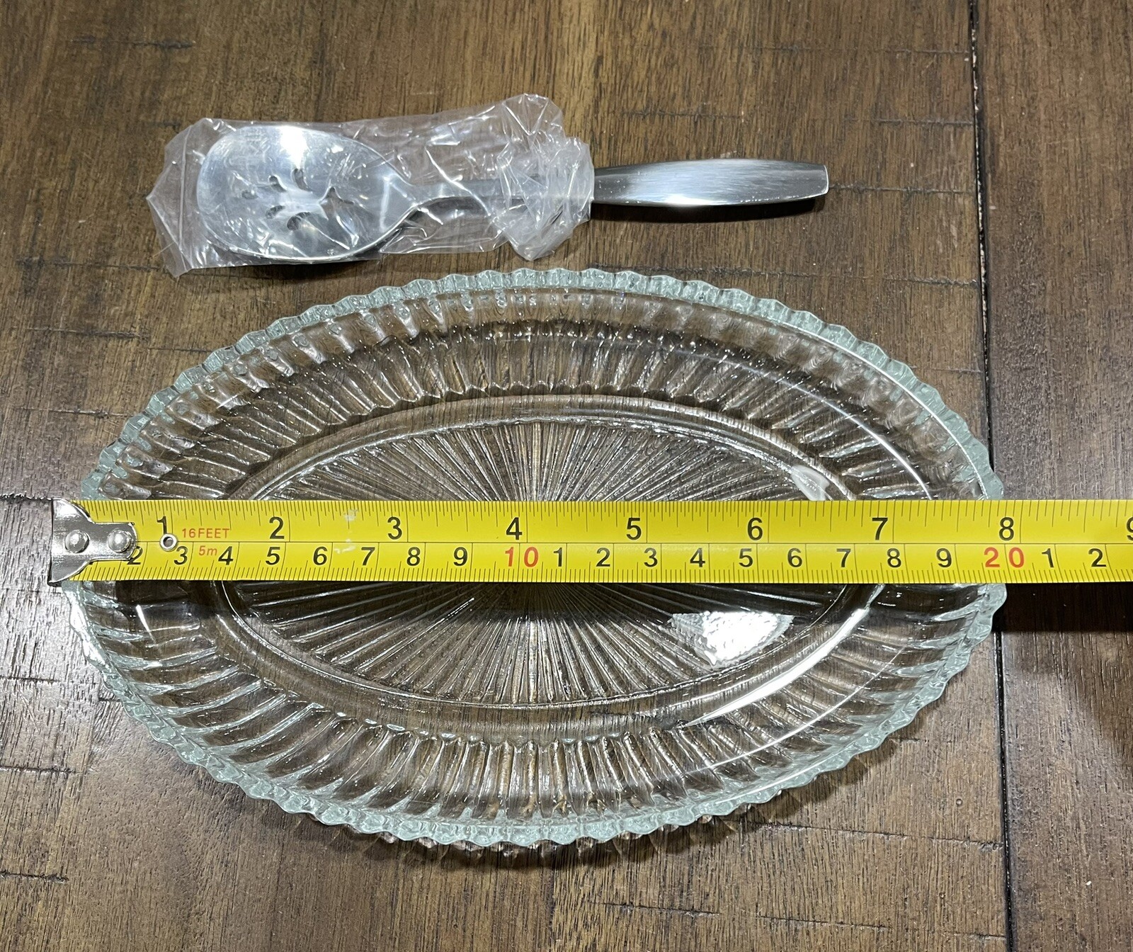 Oneida Oval Tray With Server - Special Occasions Crystal Collection - New In Box gallery