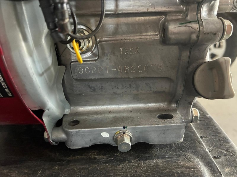 Honda GX160 QX2 Horizontal Engine gallery