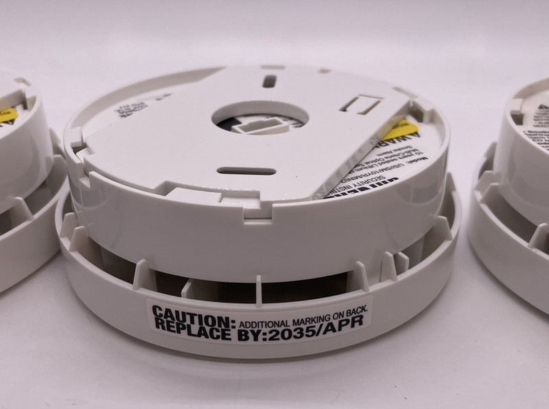 3 Pack Universal Security Instruments 10-Year Smoke Fire Alarm *Missing 1 Plate* gallery