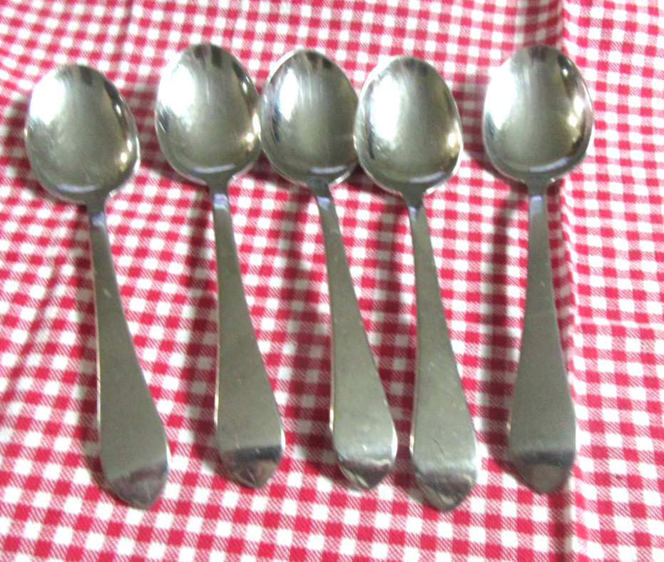 Reed Barton JAMESTOWN Stainless Flatware 5-Oval Soup Spoon 6 5/8 in