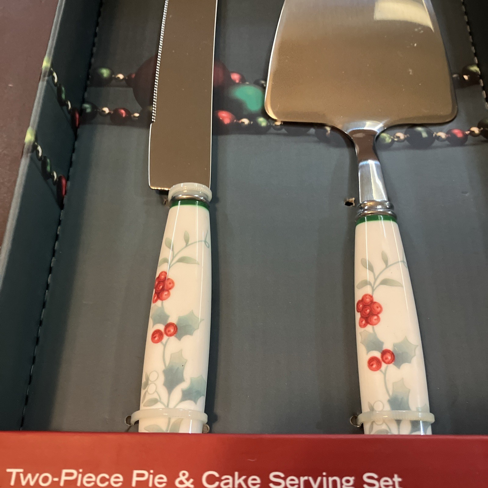 Pfaltzgraff Winterberry Two Piece Pie and Cake Serving Set New In Box! gallery