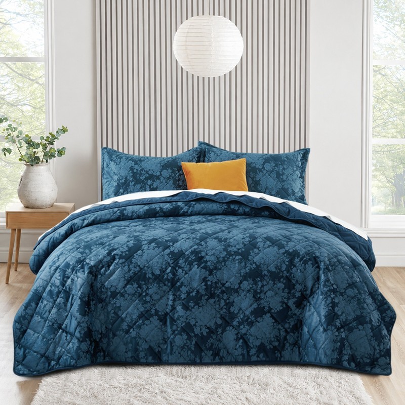 Velvet Cooling Comforter Set Super Soft Quilt Bedding Sets All-Season Bedspreads gallery