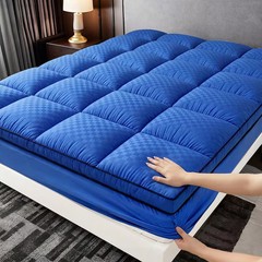 Extra-Thick Mattress Cover with Cushioning Layer – Spill-Proof & Stain-Resistant